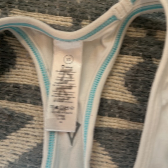 Iviva size 10 girls white tank top - Picture 2 of 2